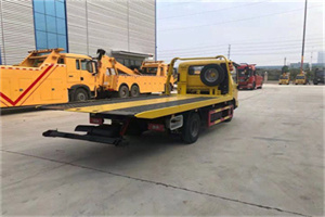 双台子非事故拖车